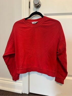 Simon’s Women's Red Crewneck Sweatshirt